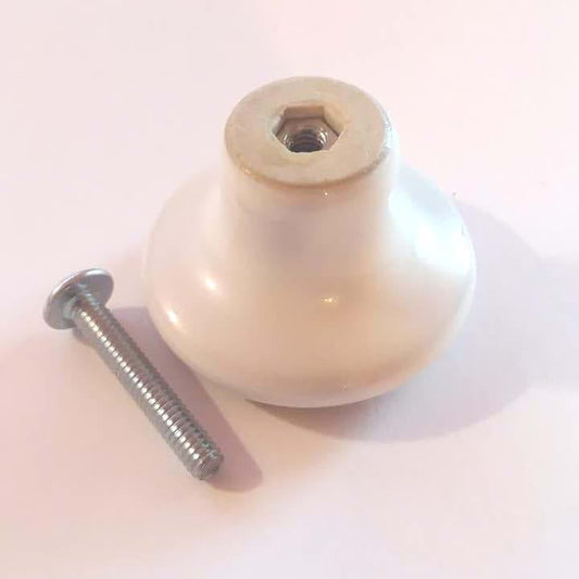 BabyOneStop Red Hen and Chick Ceramic Cabinet and Drawer Knob