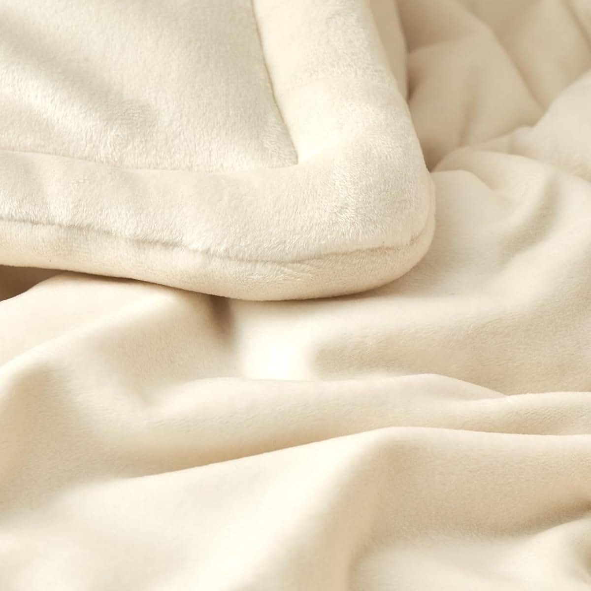 Byourbed Love Thick - Desirable Coma Inducer® Toddler Comforter - Rich Eggnog (photo 4)