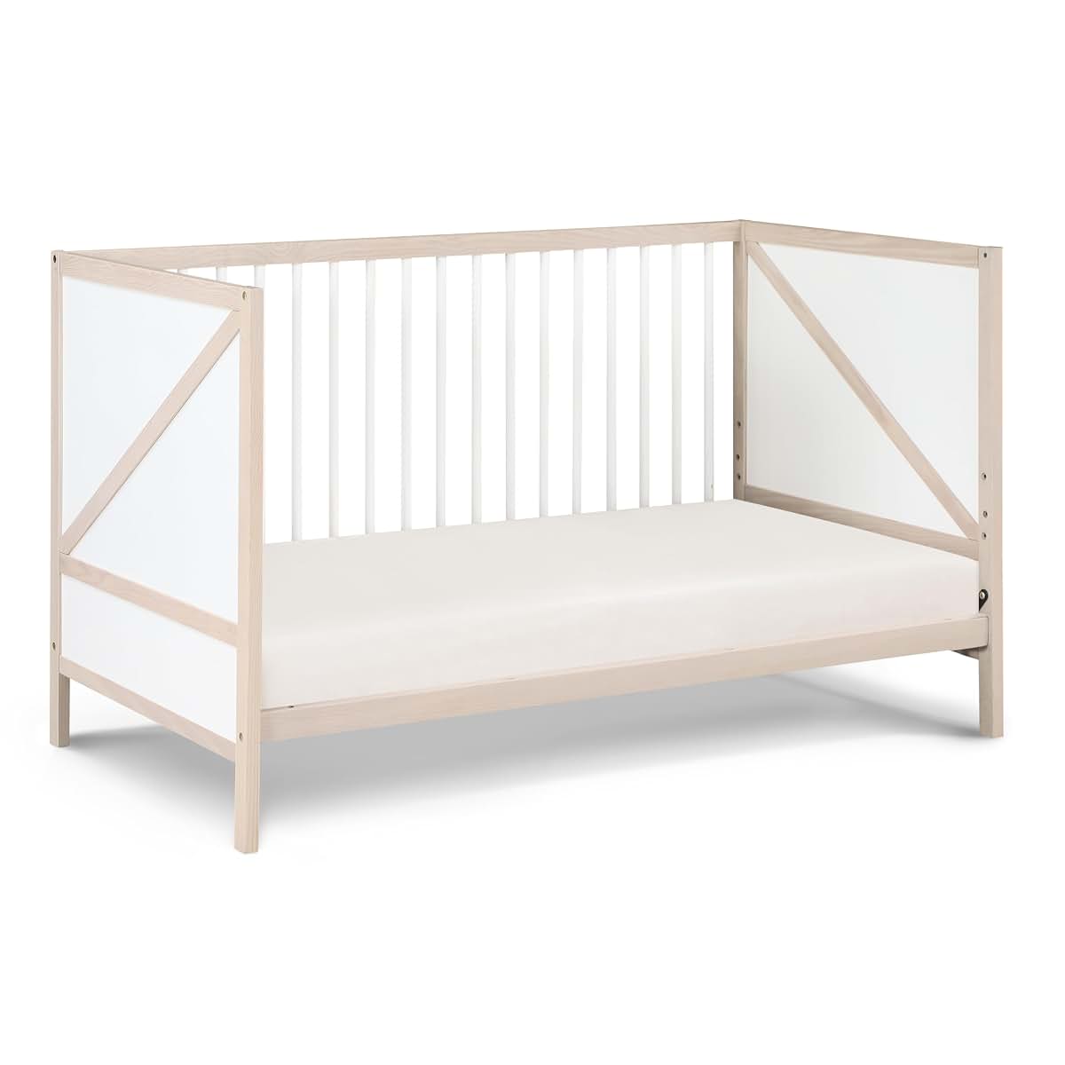 Suite Bebe Pixie Zen 3-in-1 Crib in Washed Natural and White (photo 3)
