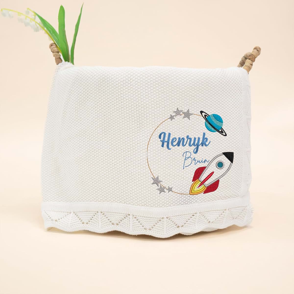 SWaddle AN Personalized Space Baby Blanket With Custom Embroidery (photo 4)