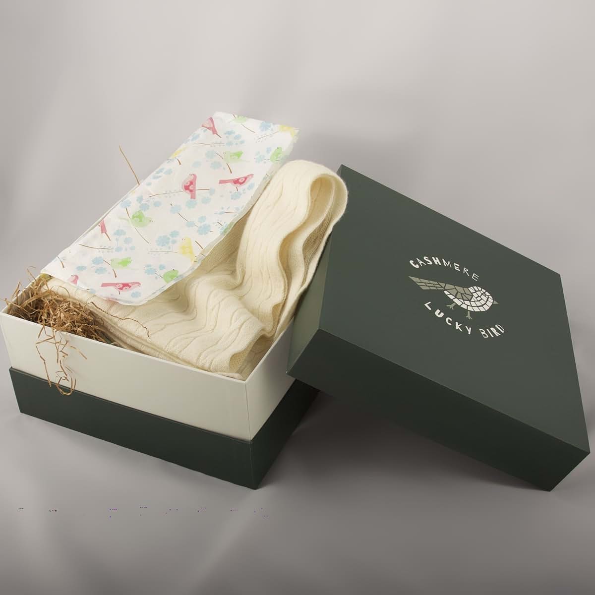 Lucky Bird Cashmere Baby Blanket, Cream (photo 4)
