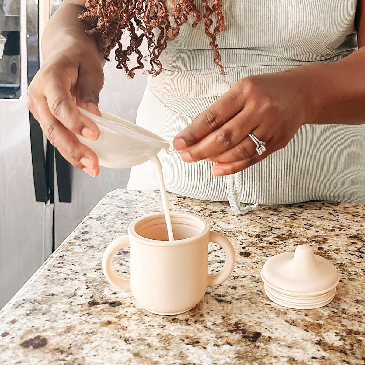 Willow Catch-All Milk Cups, 2-Pack Wearable Milk Collector for Nursing Moms