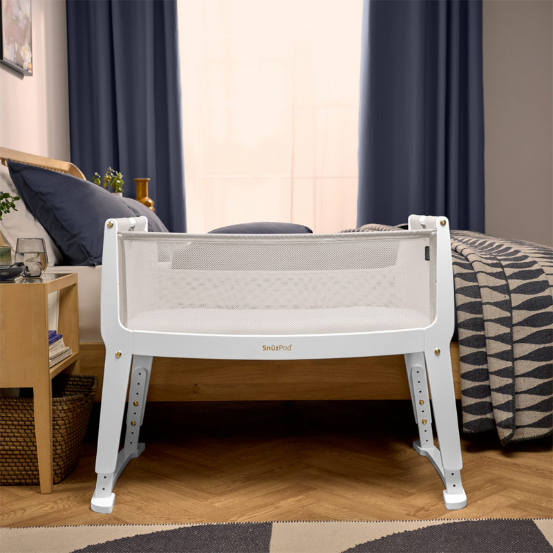 SnuzPod Studio Bedside Crib — White
