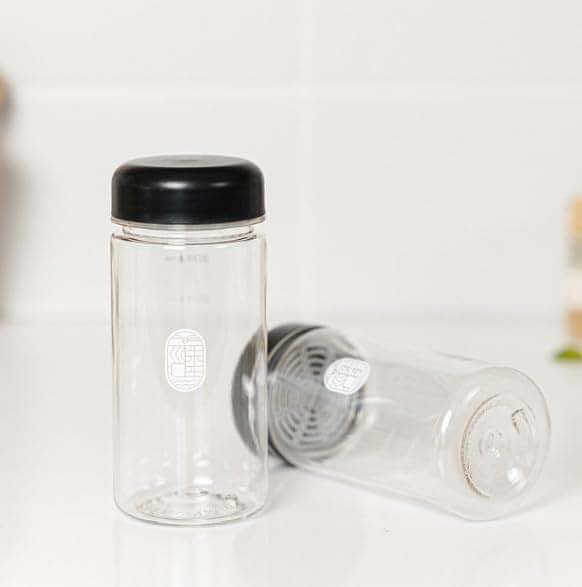 Kim's Table Shaker Bottle 350ml – Compact Portable Mixing Cup (photo 2)