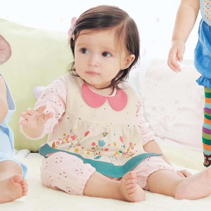 Gzmm Baby Girl's Princess Type Waterproof Bibs With Adjustable Snaps, 2 Pack (photo 2)