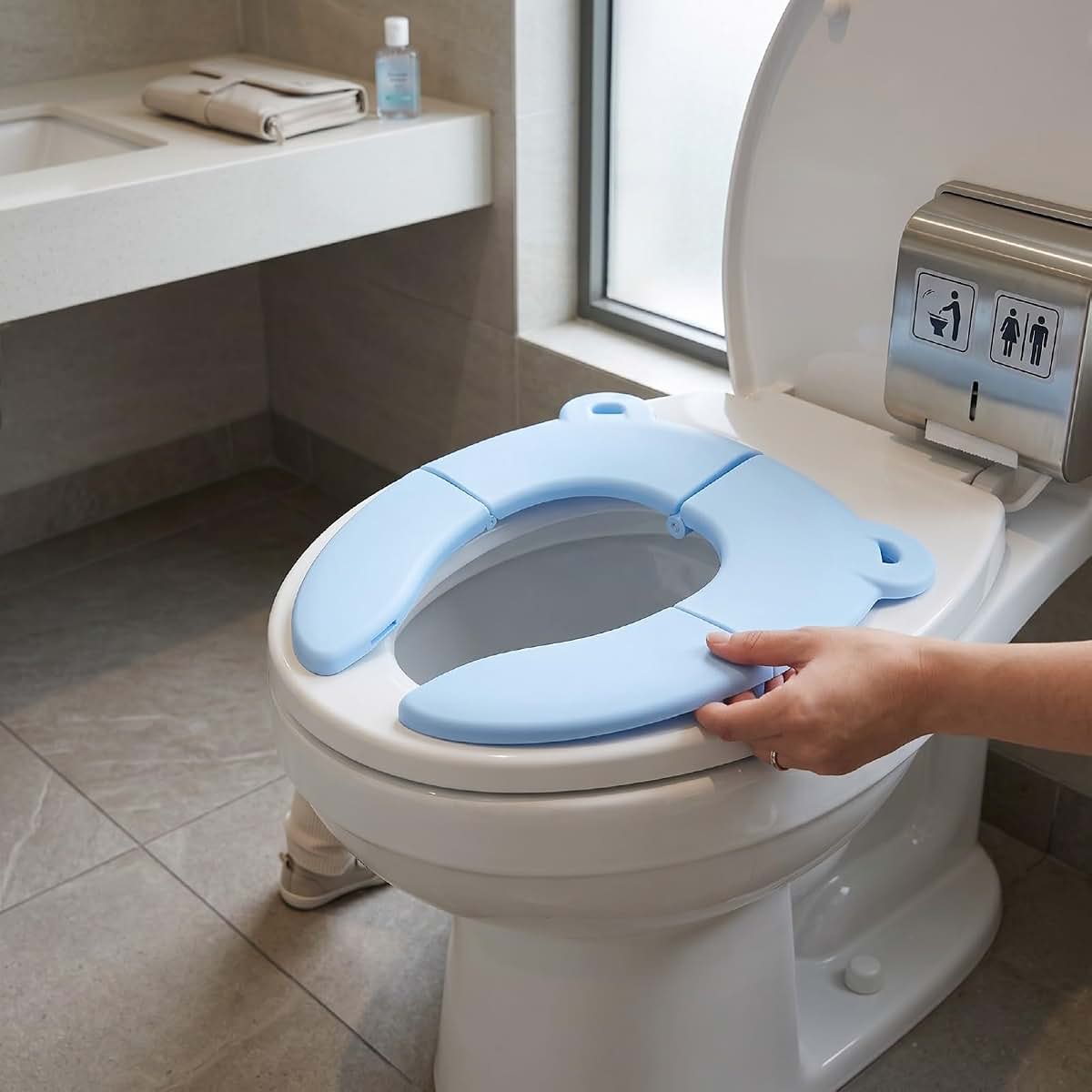 Aolidsive Foldable Potty Seat - Blue Travel Training Seat (photo 3)
