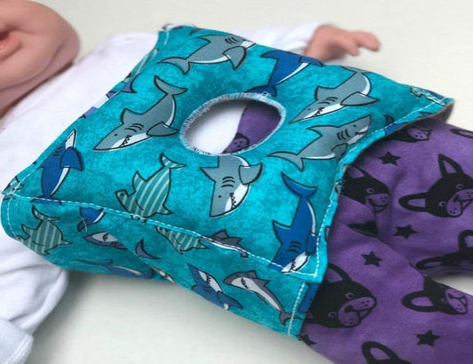 Lil' Bayou Boutique Shark G-Tube Pillow Belt for Infant Tummy Time (photo 2)