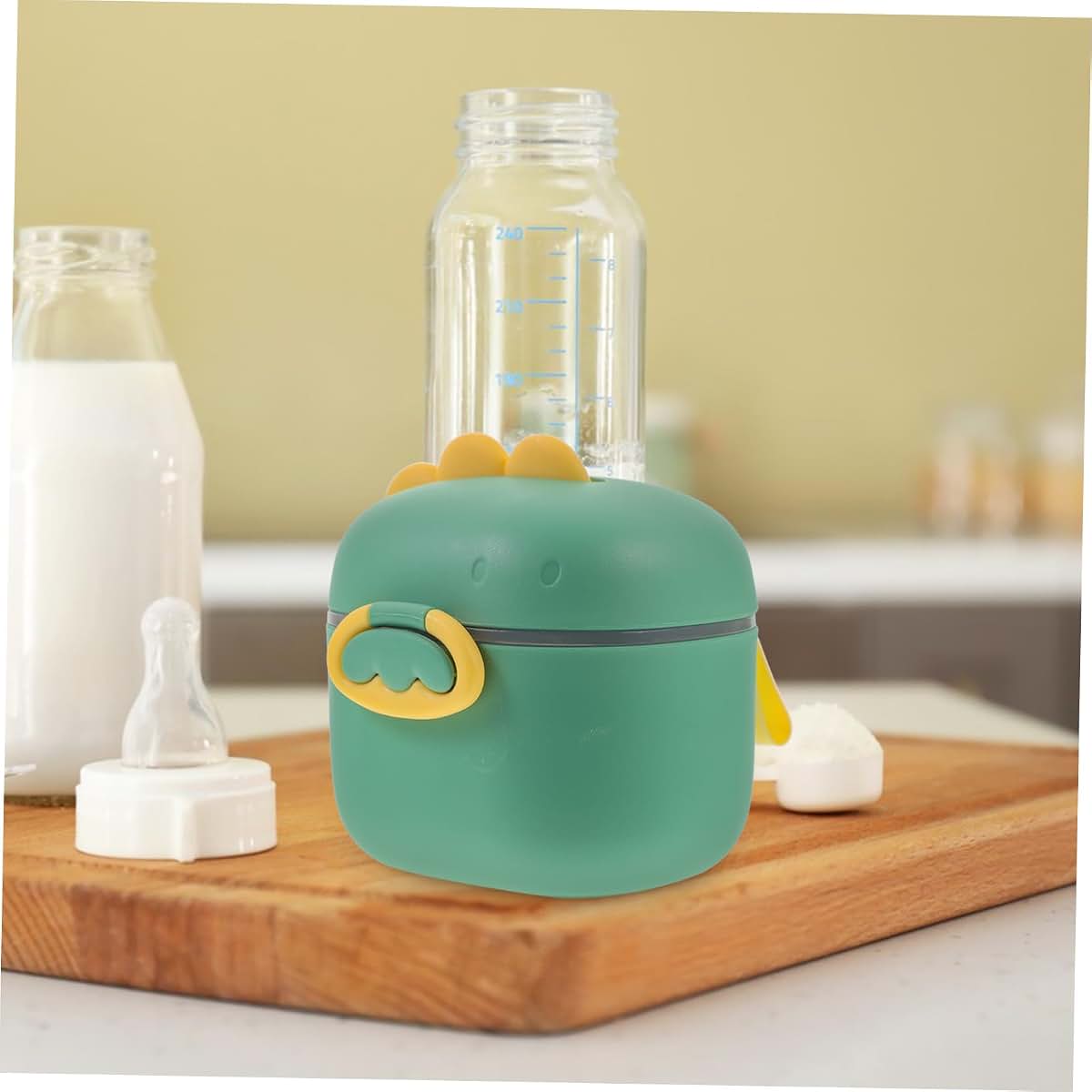 OUNONA Portable Formula Dispenser Container for Travel, 400ml, PP and Silicone