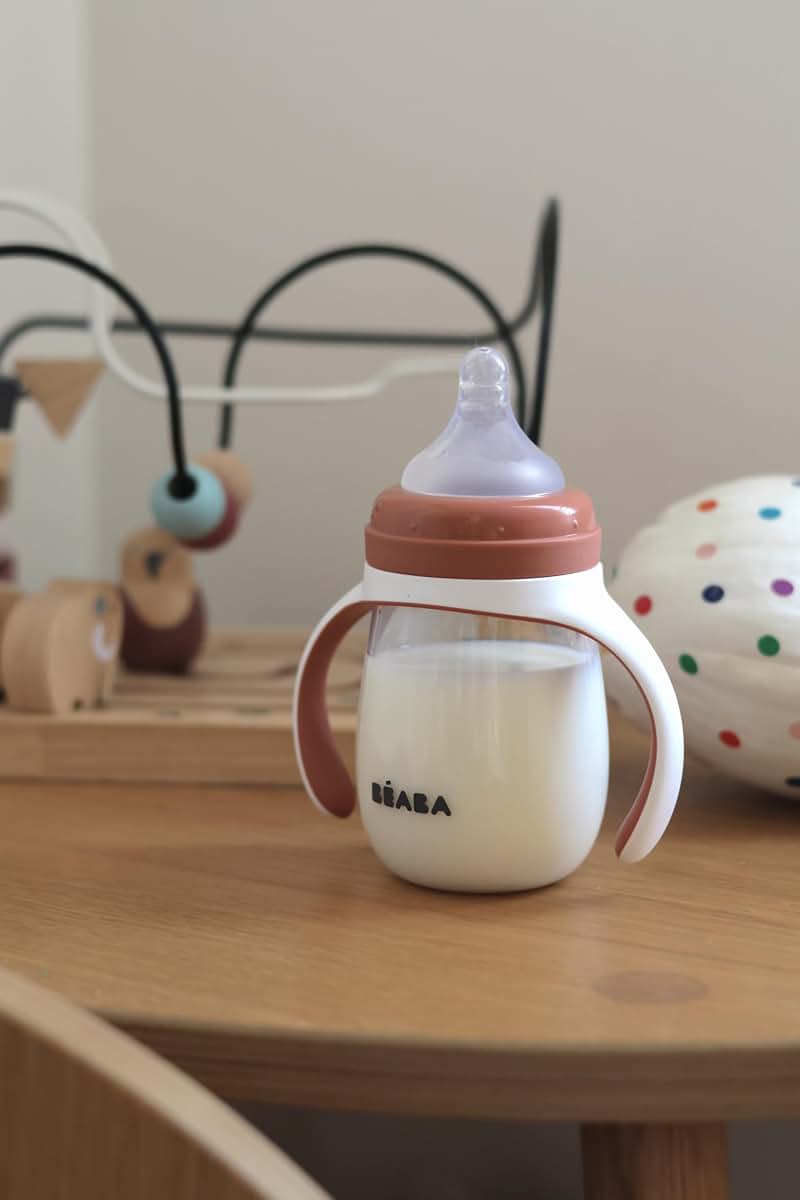 Béaba BEABA 2-in-1 Baby Bottle to Transition Sippy Cup, No Spill Sippy Cup, Includes Removable Handles, Silicone Baby (photo 4)