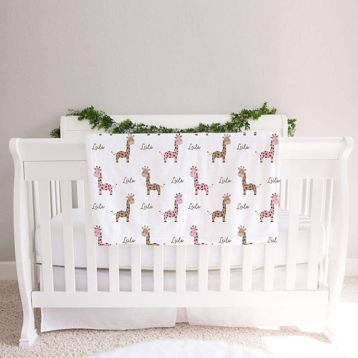 Lovable Gift Co Personalized Pink Giraffe Fleece Baby Girl Blanket (photo 2)