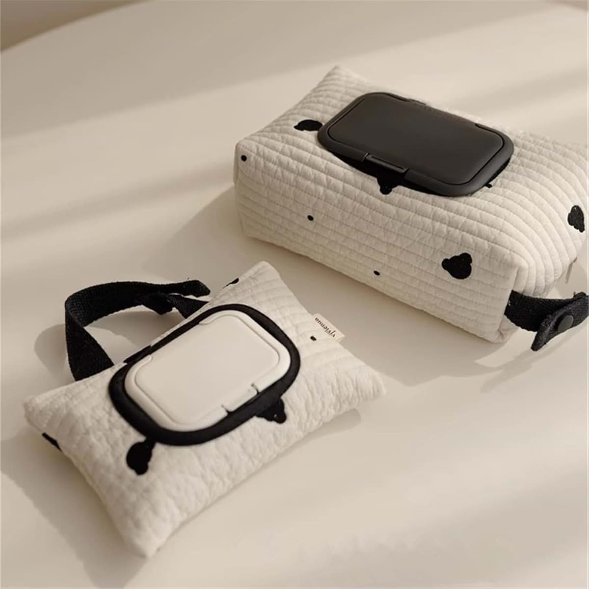 Heyzakka Practical Wet Wipe Storage Bag With Bear Embroidery (photo 3)