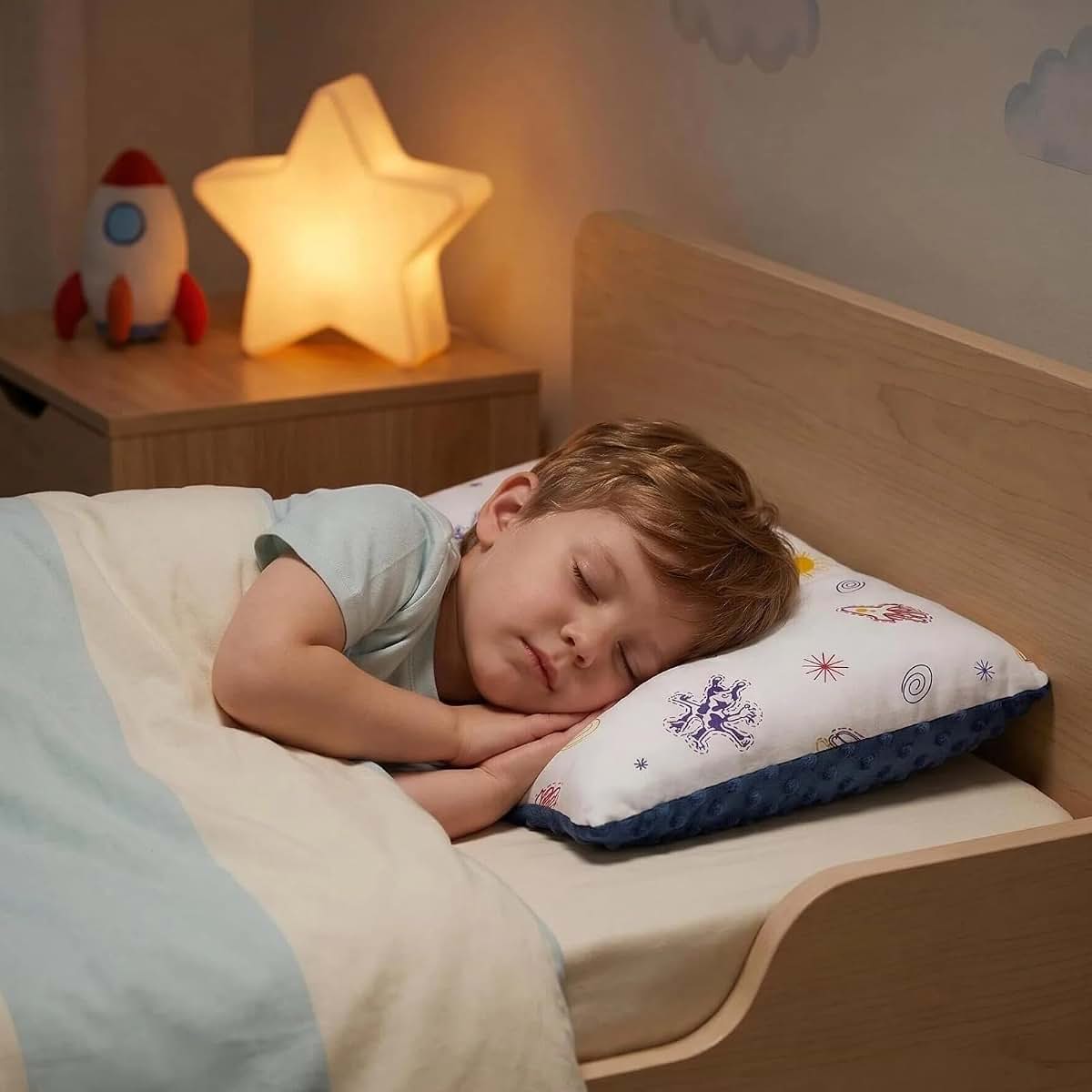 RESTIRY 1Pc Toddler Pillow,Breathable and Skin-Friendly,Machine Washable,100% Cotton Cute Kids Pillows for (photo 2)