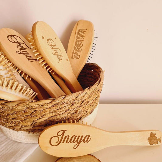 DOYOUWE Personalized Baby Hairbrushes Engrave Infant Name, Baby Hair, Personalized Baby Hairbrushes, Wooden Newborn
