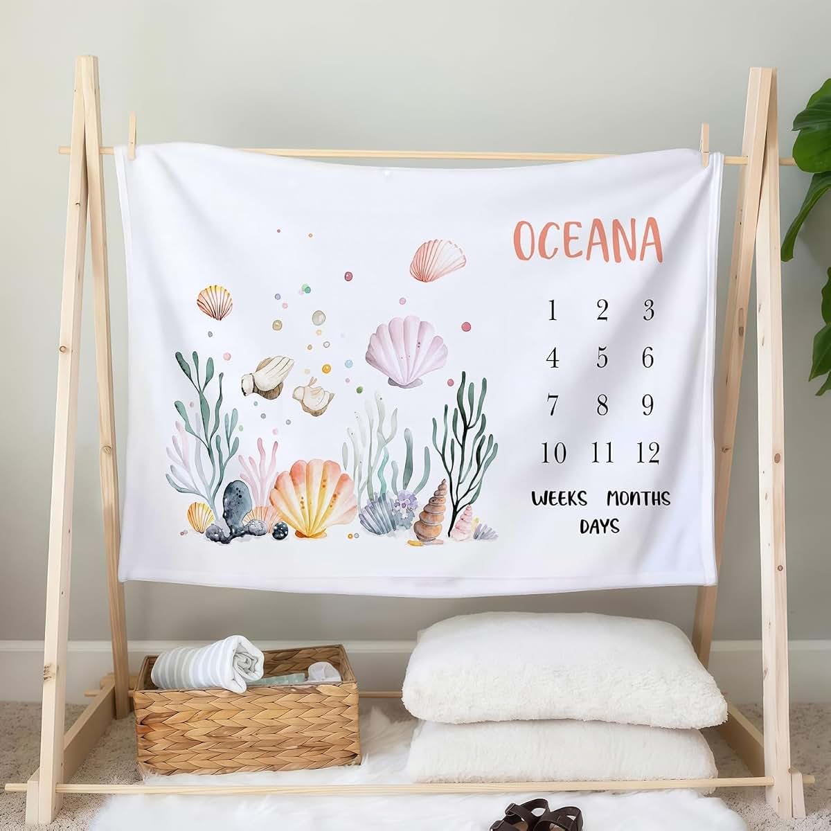 BBLI Personalized Seashell Baby Monthly Blanket (photo 3)
