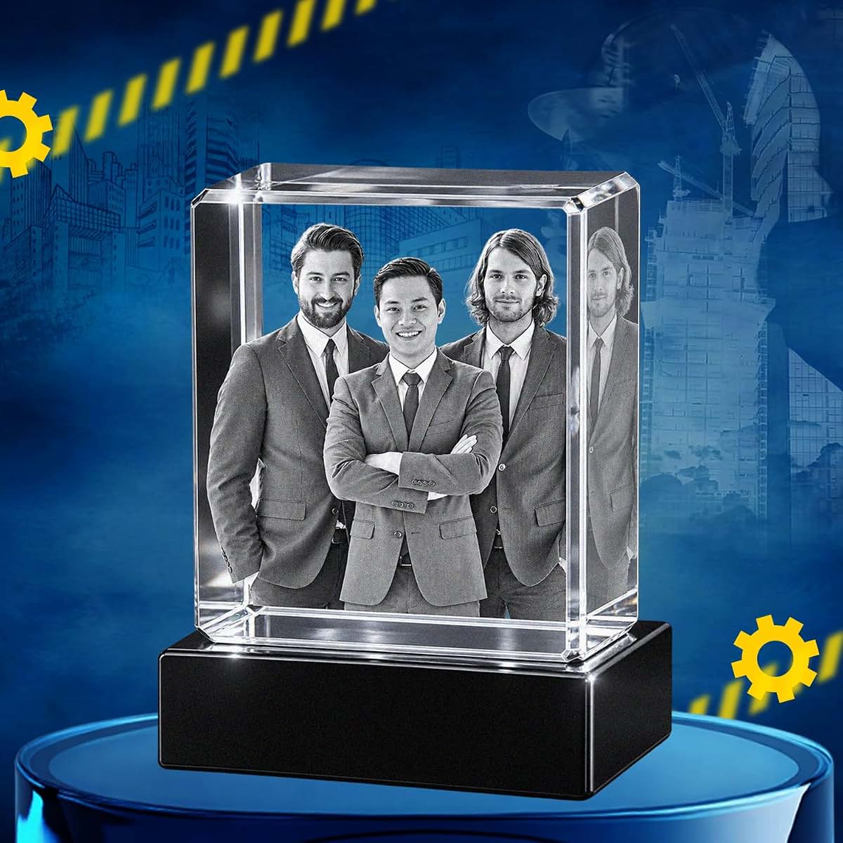 THE 3D CRYSTAL Personalized 3D Photo Cube – XXL 4 x 6 Inch (photo 3)