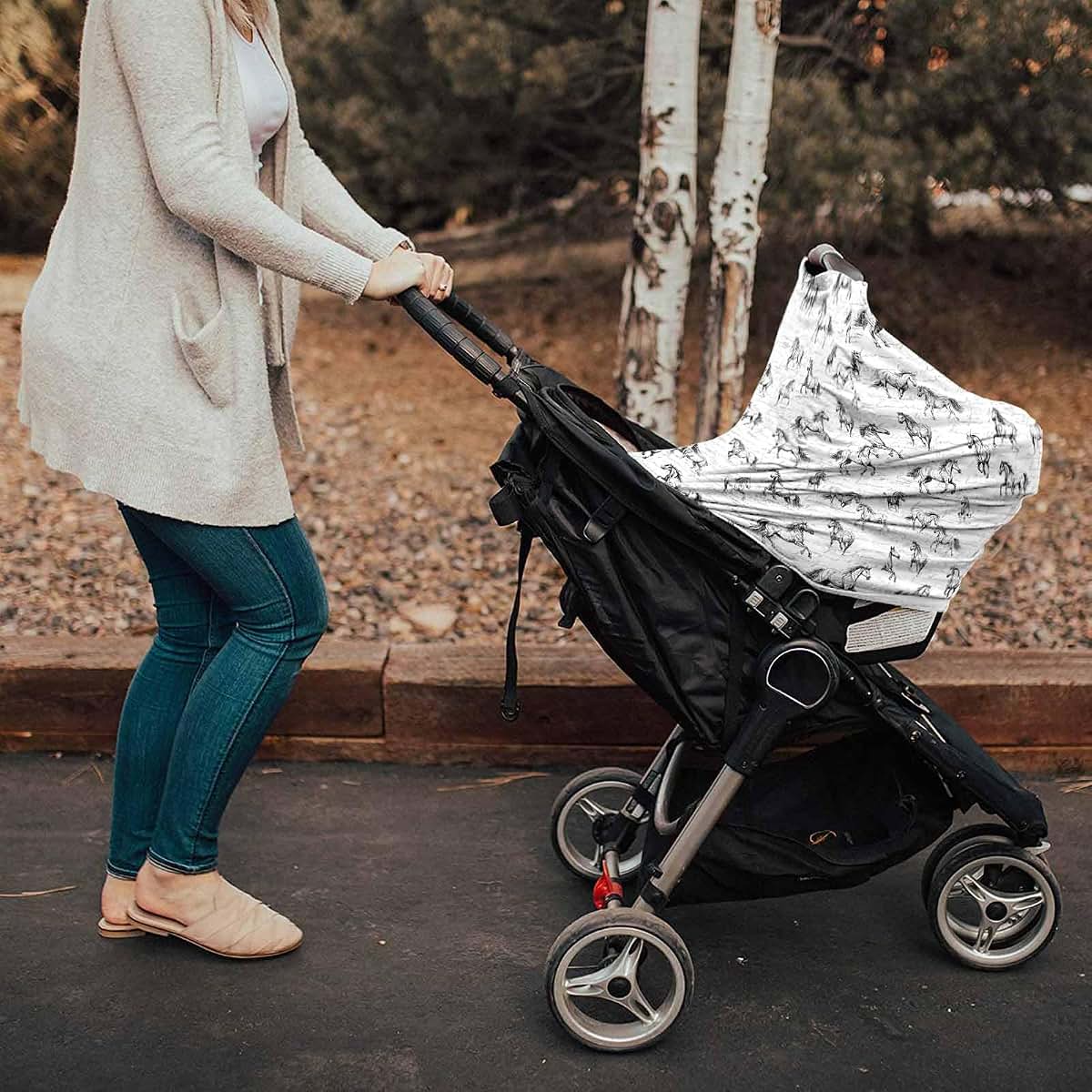 Zadaling Nursing Cover for Breastfeeding Scarf Line Art Horses