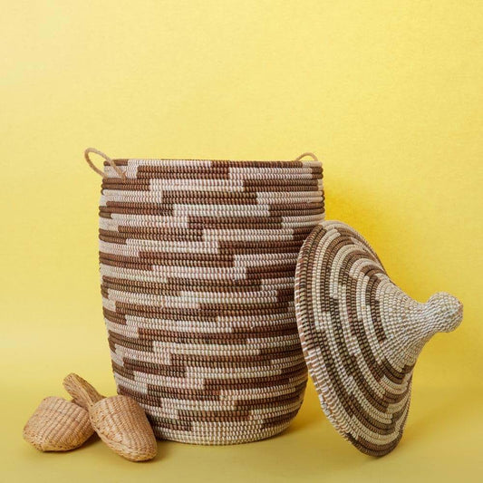 Senegalo Woven Wicker Laundry Hamper With Lid