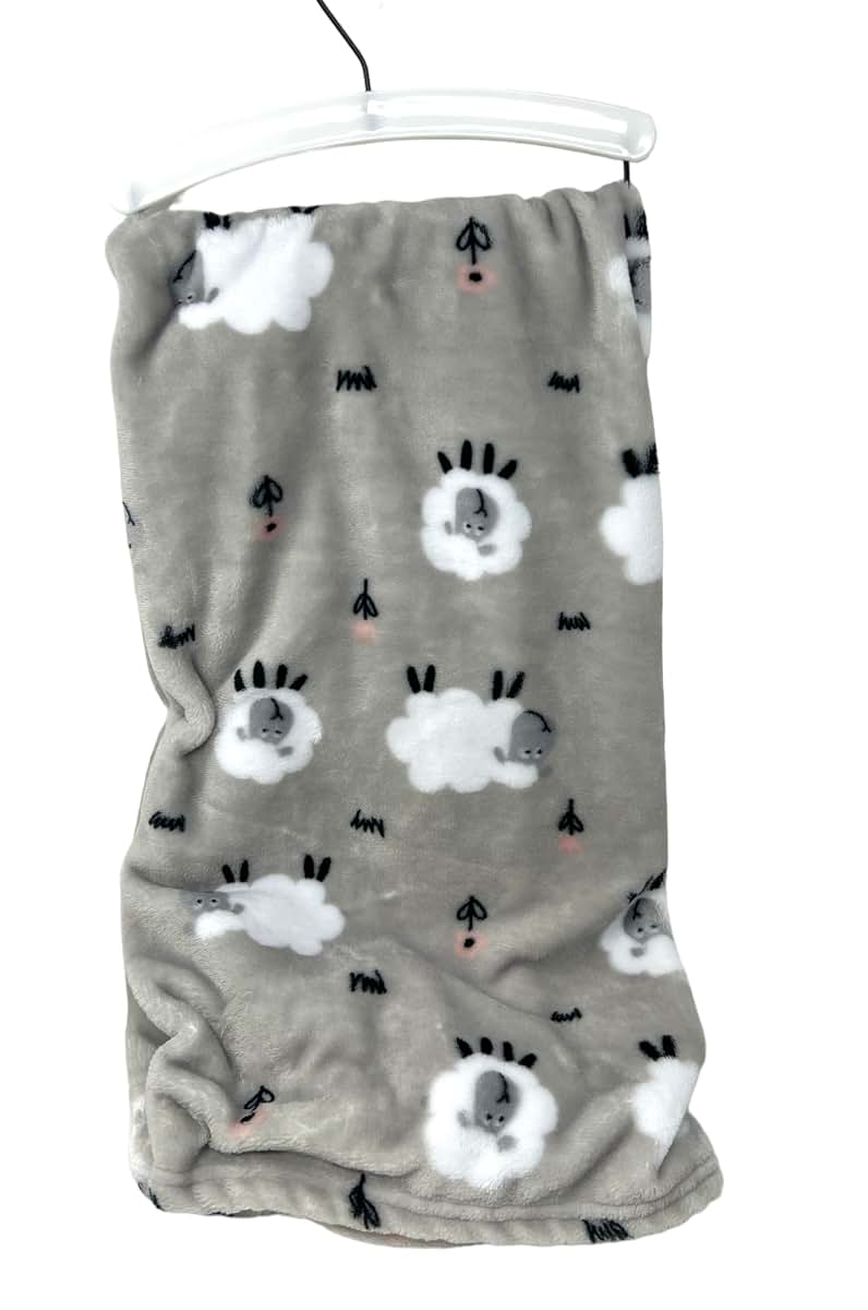 White Fluffy Sheep Lamb Baby Blanket Velvet Plush 30x40 Inches