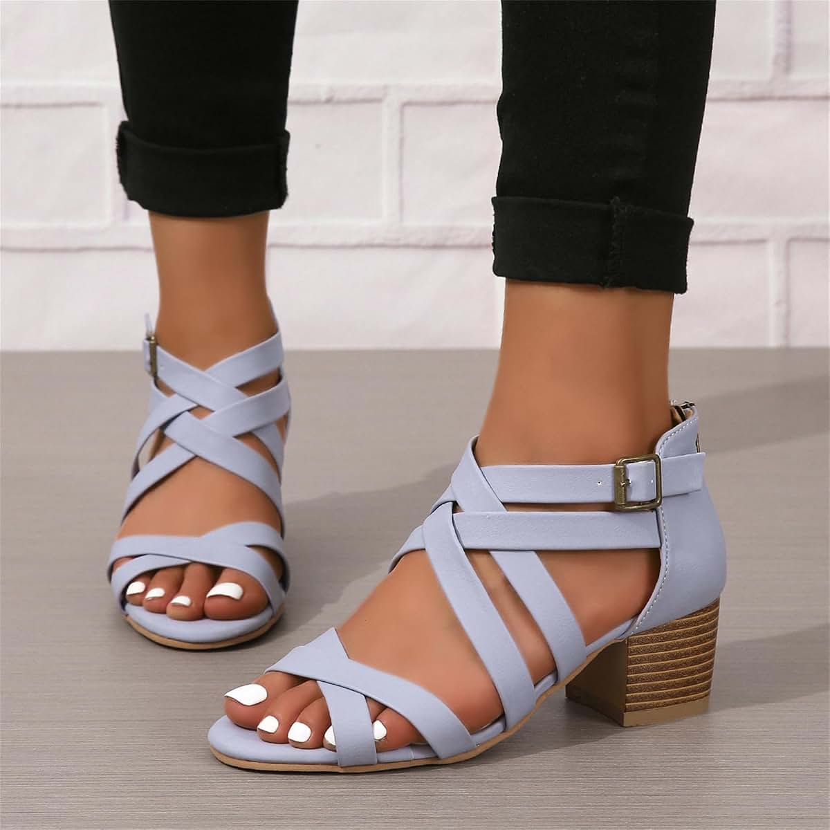 Women Chunky Heeled Sandals with Block Heel and Criss Cross Straps