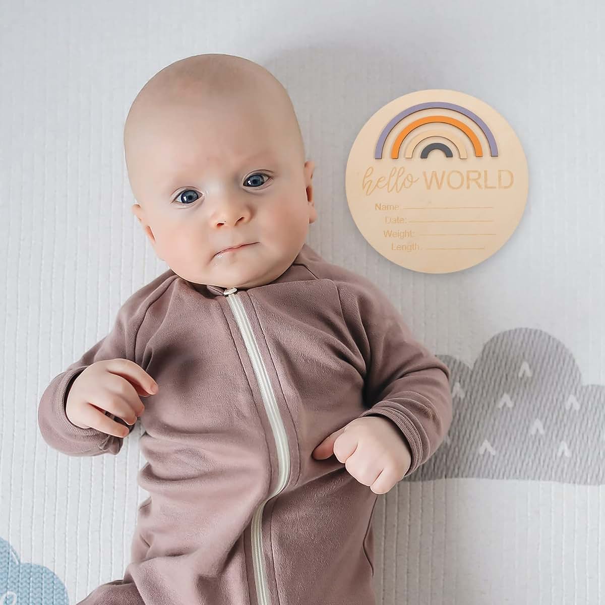Toddmomy Wood Rainbow Birth Announcement Sign