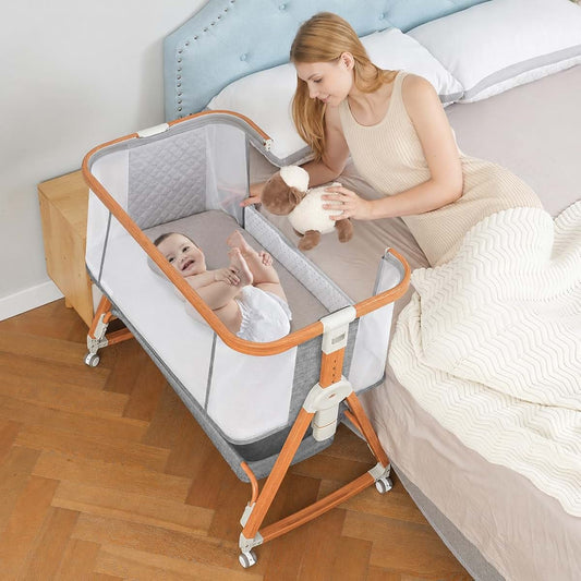Blbblbgdd 3-in-1 Baby Bassinet Bedside Sleeper With Lockable Wheels