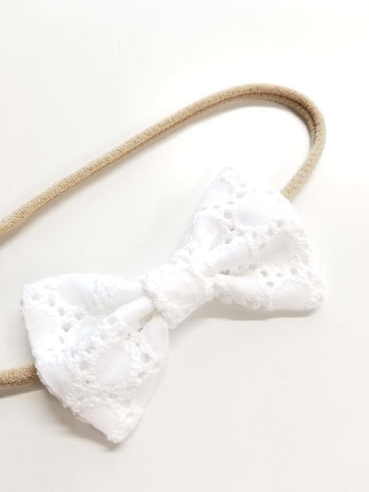 Vanaguelite Neutral White Baby Bow Headbands, 6 Pack (photo 3)