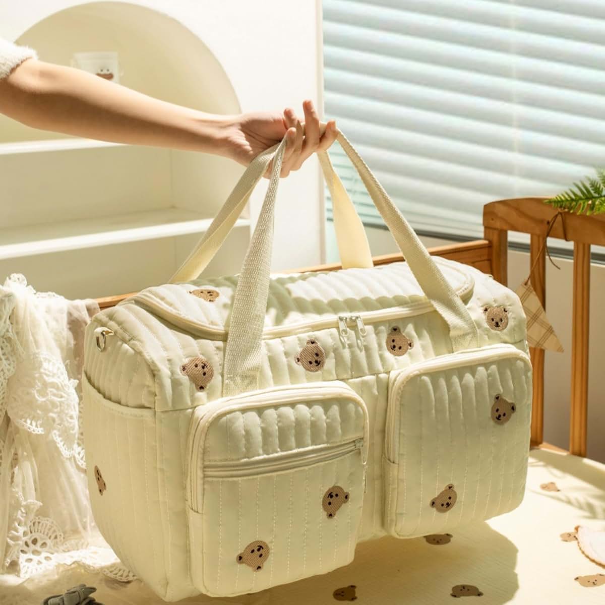 Peosaard Baby Hospital Bag, Quilted Diaper Bag Large Capacity Teddy Bear Pattern Cute Duffle Portable & Lightweight for (photo 3)