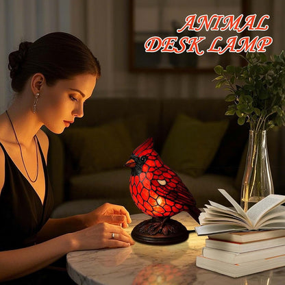 Car-dinal Desk Resin Bird Table Lamp