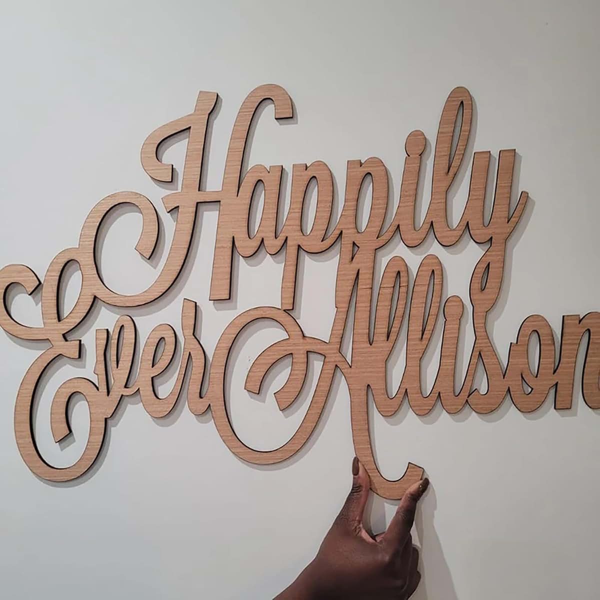 QWTOWFM Happily Ever After Wooden Wall Sign