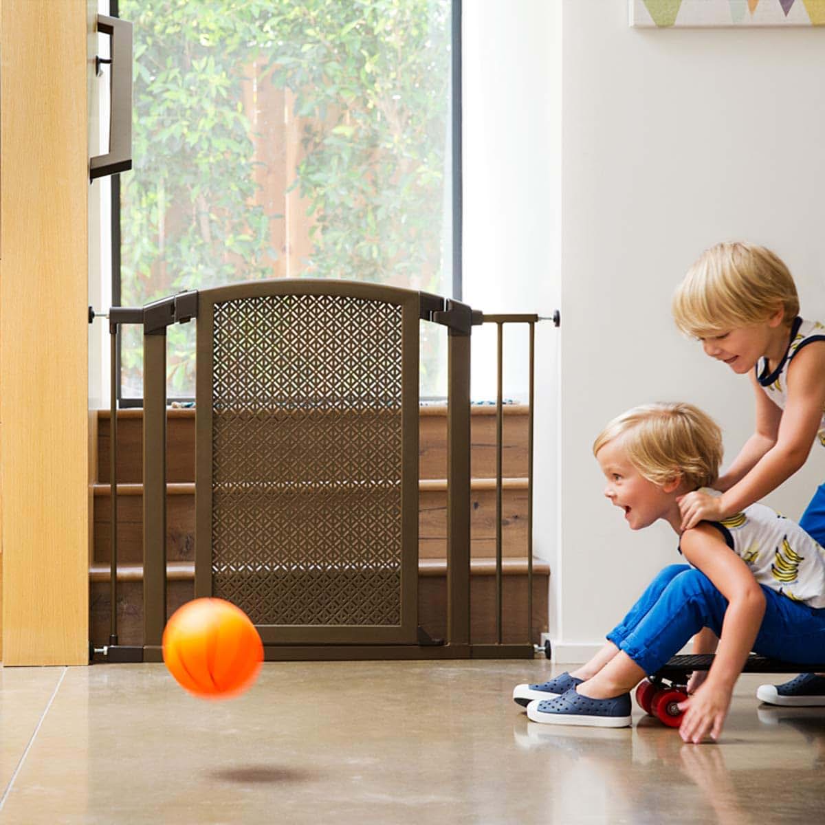 Munchkin Decorative Metal Baby Gate Extension, 5.5 Inch Bronze