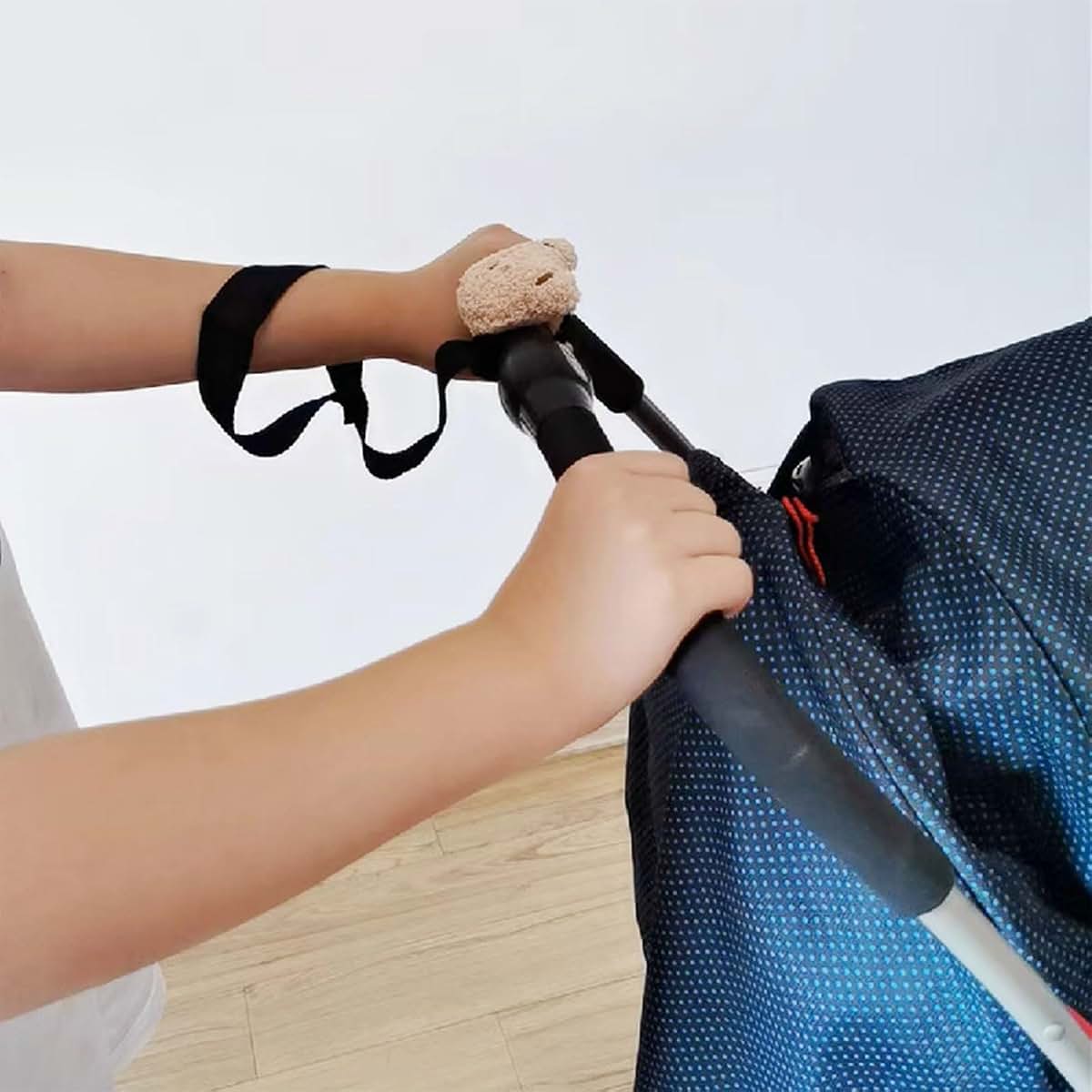 PLCPDM Stroller Safety Wrist Strap Pushchair Security Leash Sliding Prevent Armrest Hanging Strap for Prams Stroller (photo 4)