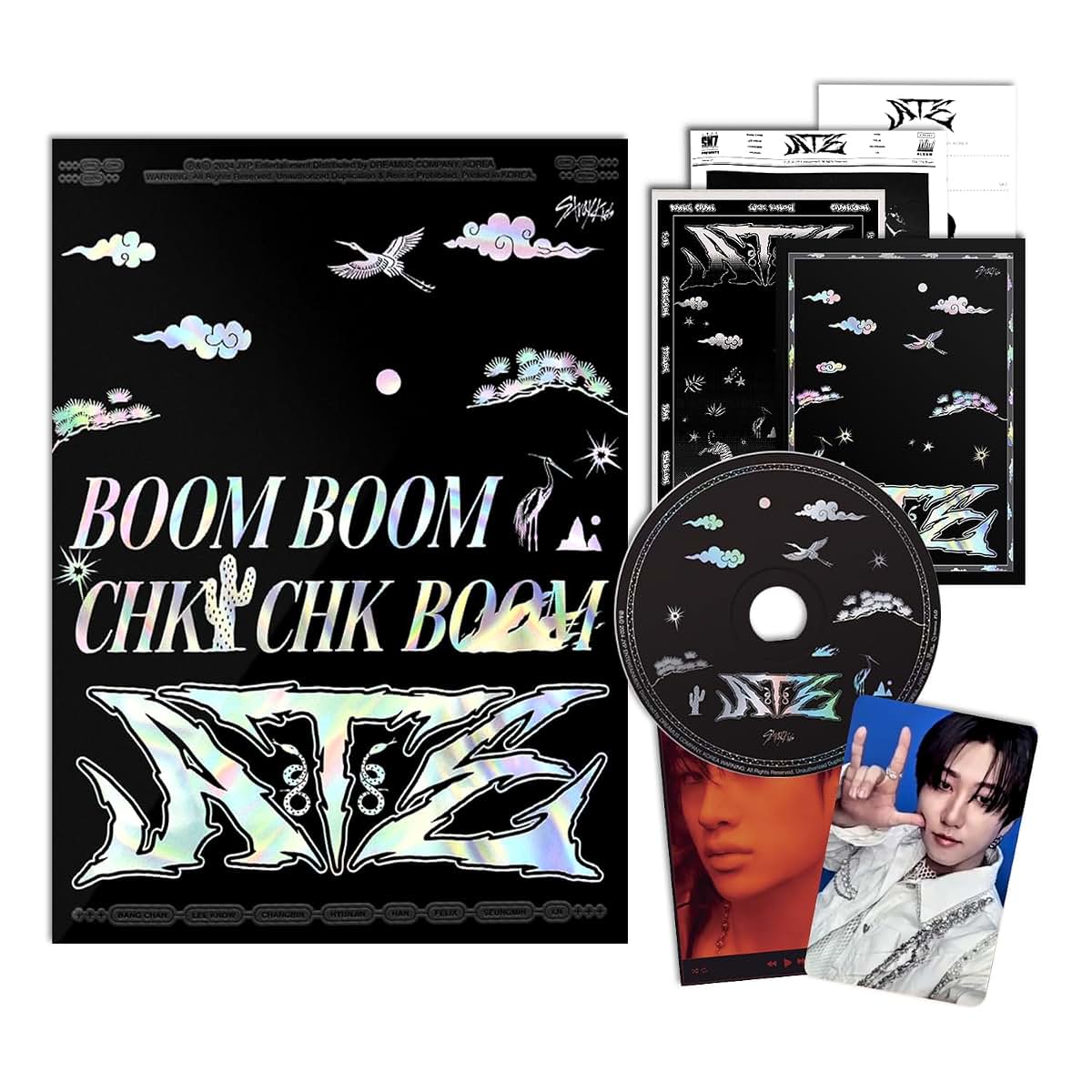 JYP Ent. Stray Kids Ate Mini Album ATE Ver. With Photobook And Collectibles