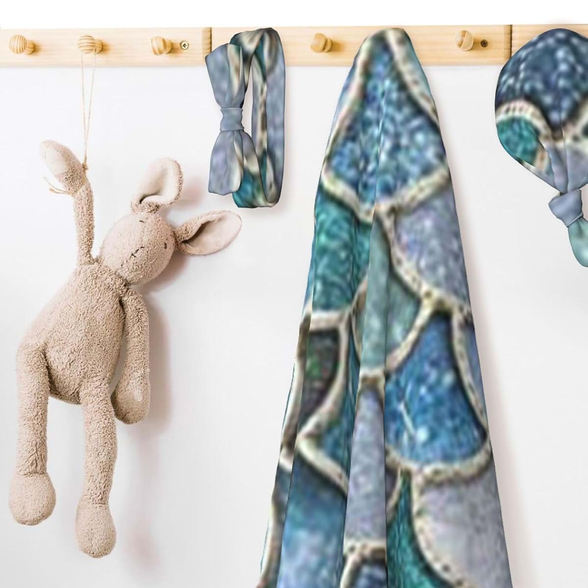 Hepbak Silver Sparkle Glitter Mermaid Scales Baby Swaddle Blanket With Matching Headband (photo 3)