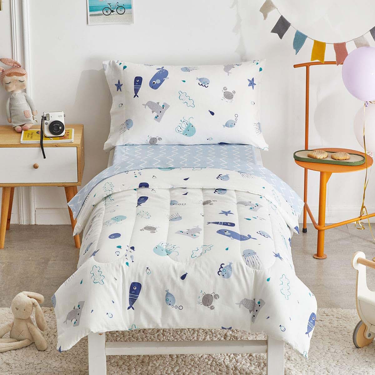 Joyreap 4 Piece Cotton Toddler Bedding Set with Ocean Animal Print