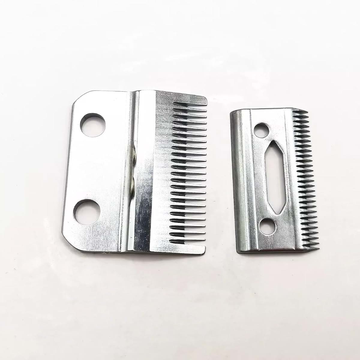 Aiughcy 2 Hole Clipper Replacement Compatible Blade for WAHL Standard