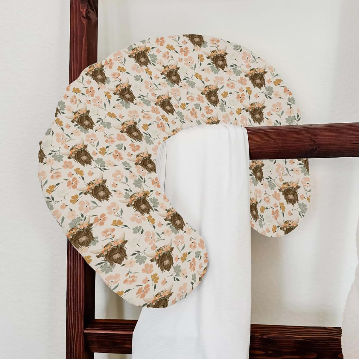 Selgkds Highland Cow Boho Floral Nursing Pillow Cover (photo 4)