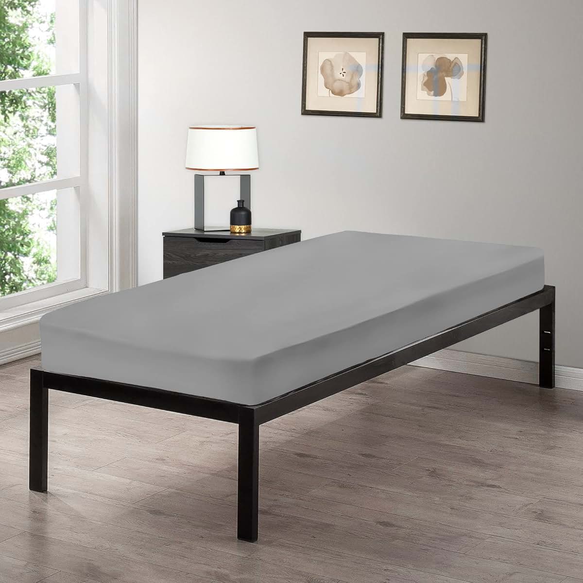 Excellent Art Cot Sheet 1 Fitted Cot Sheet -Grey