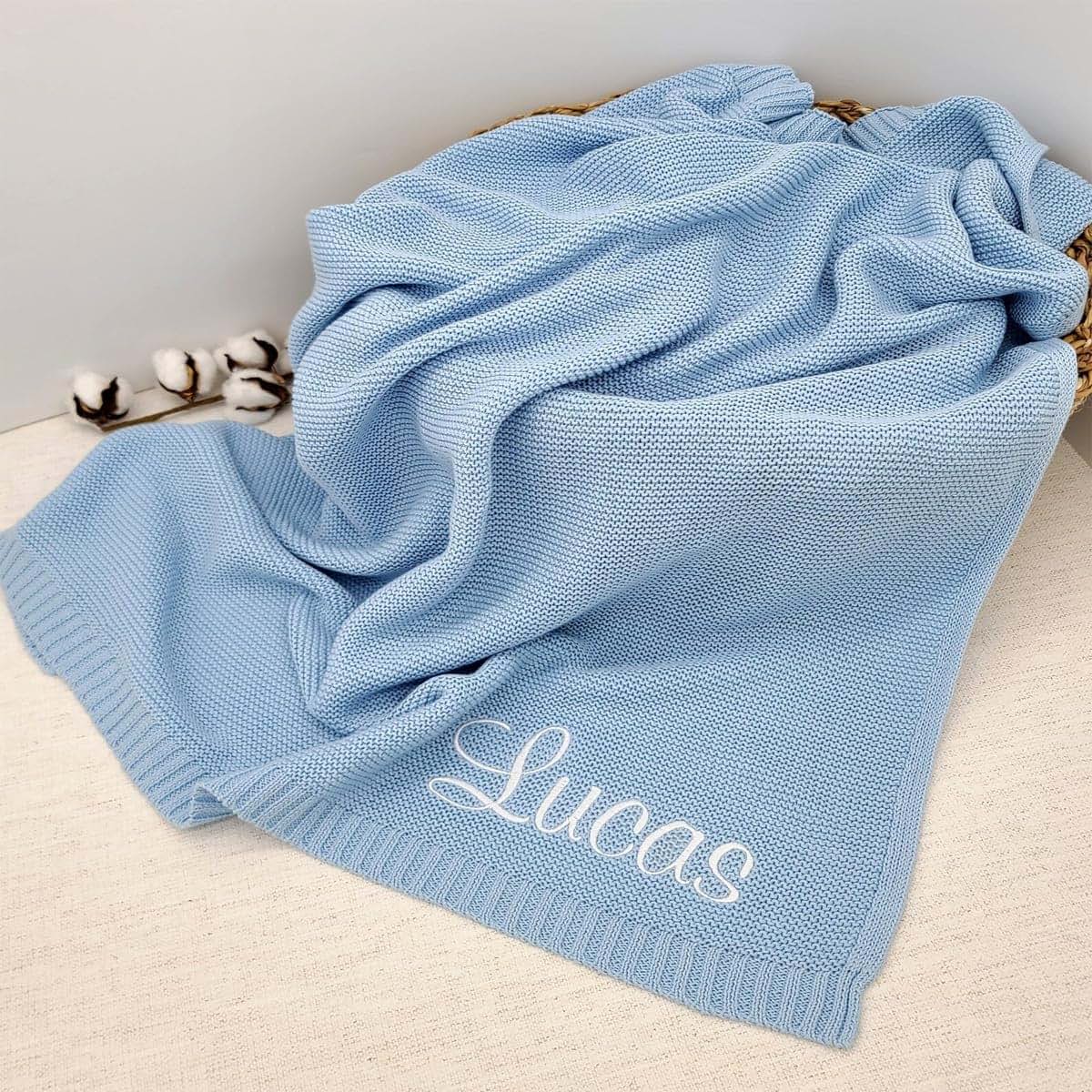 ZoikoM Monogrammed Baby Blanket Custom Name Knit Blanket (photo 3)