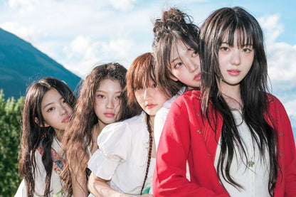 Valueflag KiiiKiii Uncut Gem 1st Mini Album Limited Gem Version