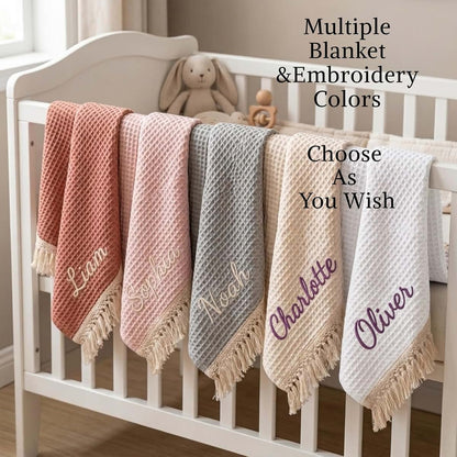 Kryvoxc Personalized Fringe Baby Blanket and Bonnet Set (photo 4)