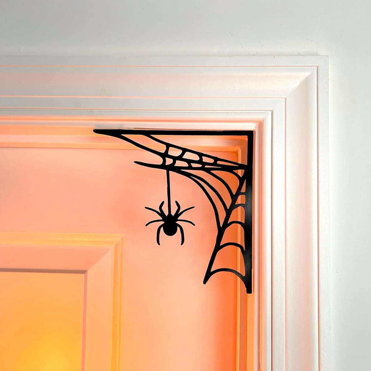 Sanmtang Halloween Spider Web Door Trim with Fake Spiders and Cobwebs, 6.25 Inch PLA Hanging Decor
