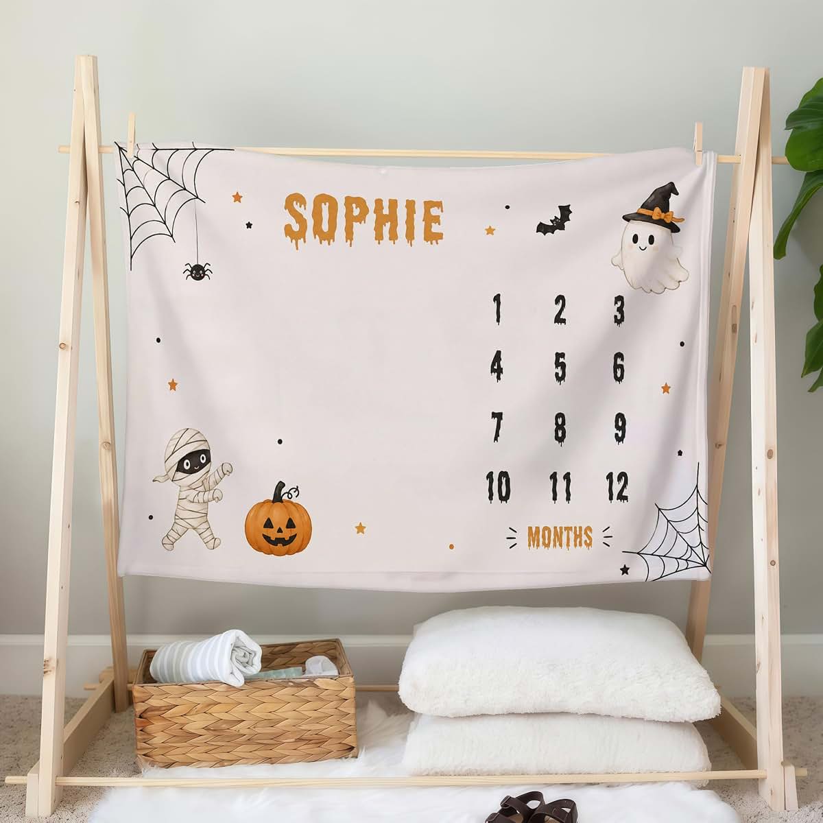 L&NG Ghost Baby Milestone Blanket, Personalized Halloween Photo Prop (photo 2)