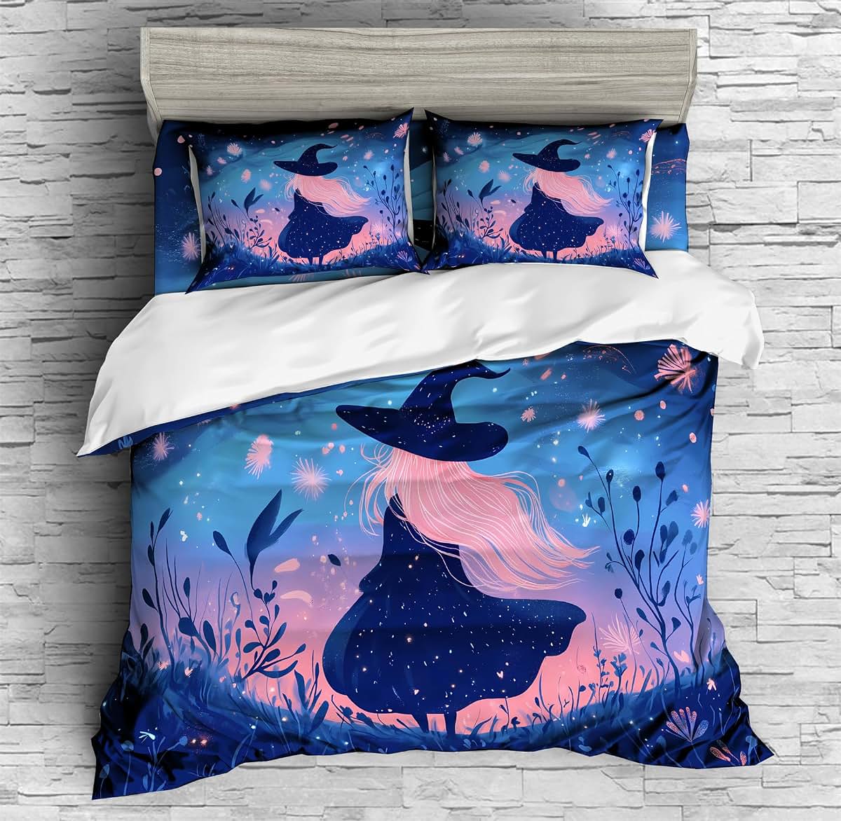 Realin Cartoon Witch Bedding Set