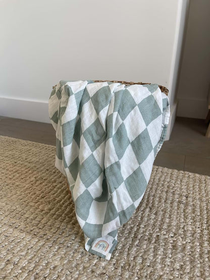 Muslin Swaddle Blankets for Newborns | Large Receiving Wrap (47 x 47 inches)
