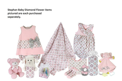 Stephan Baby Coral Fleece Crib Blanket In Pink And Grey Diamond Flower (photo 3)