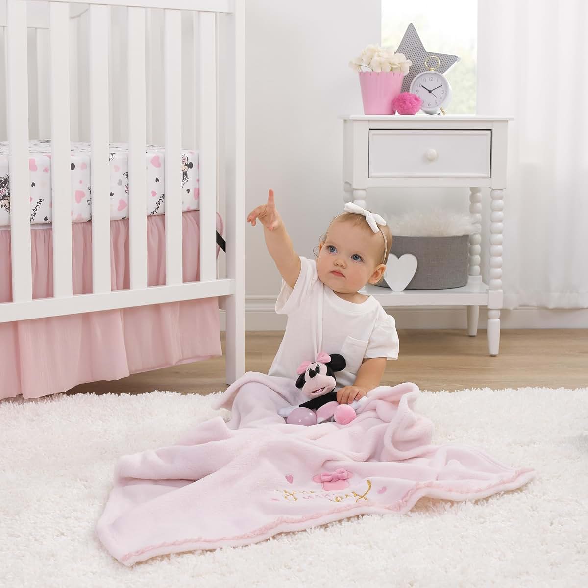 Disney Minnie Mouse My Happy Place Appliqued Baby Blanket Throw