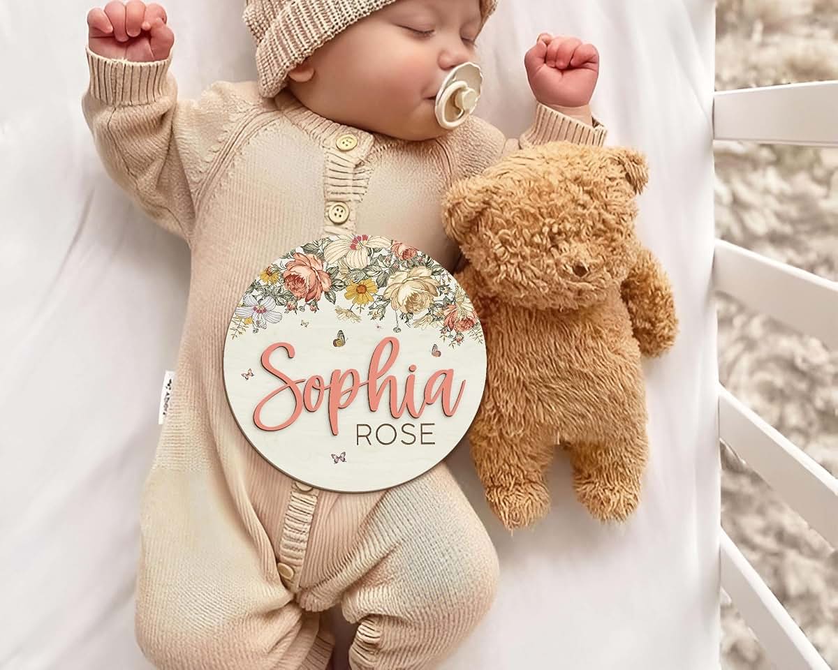 MEMOLEBIA Floral Baby Name Sign – Personalized Wooden Birth Announcement Plaque, Newborn Photo Prop, Baby Name Reveal