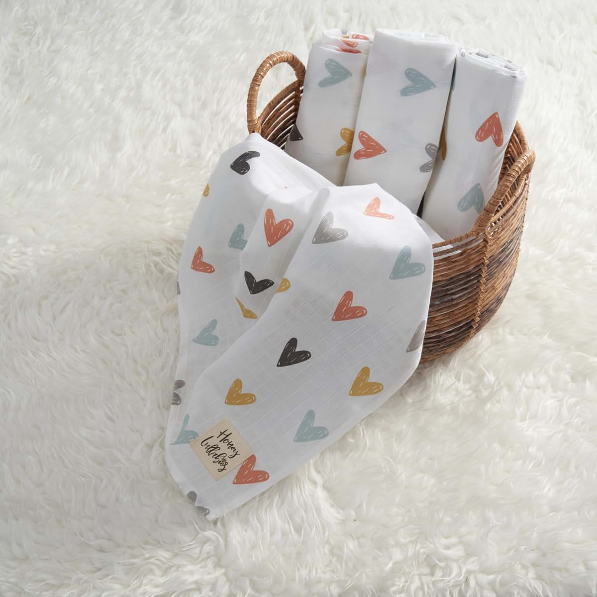 Honey Lullabies Muslin Blanket and Poncho Baby Set Pastel Hearts (photo 3)
