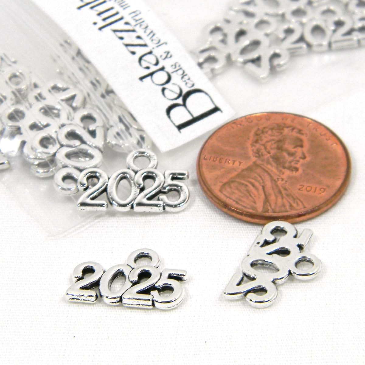 Bedazzlinbeads 20 Small Antique Silver Plated 2025 Metal Charms With Loop (photo 3)