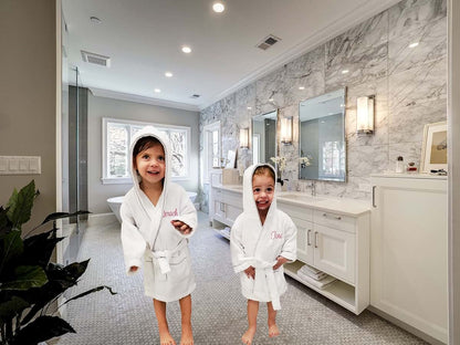 Dream Embroidery PERSONALIZED Baby Bathrobe -Toddler Bath robe Custom Monogram Embroidered Terry Robe (Grey, 6-8 Years) (photo 3)